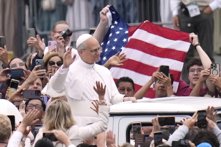 Can Pope Leo remain a U.S. citizen now that he's a foreign head of state?