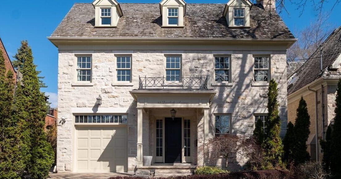 Blue Jays star George Springer has sold his Toronto luxury home. He wasn't immune to the market downturn
