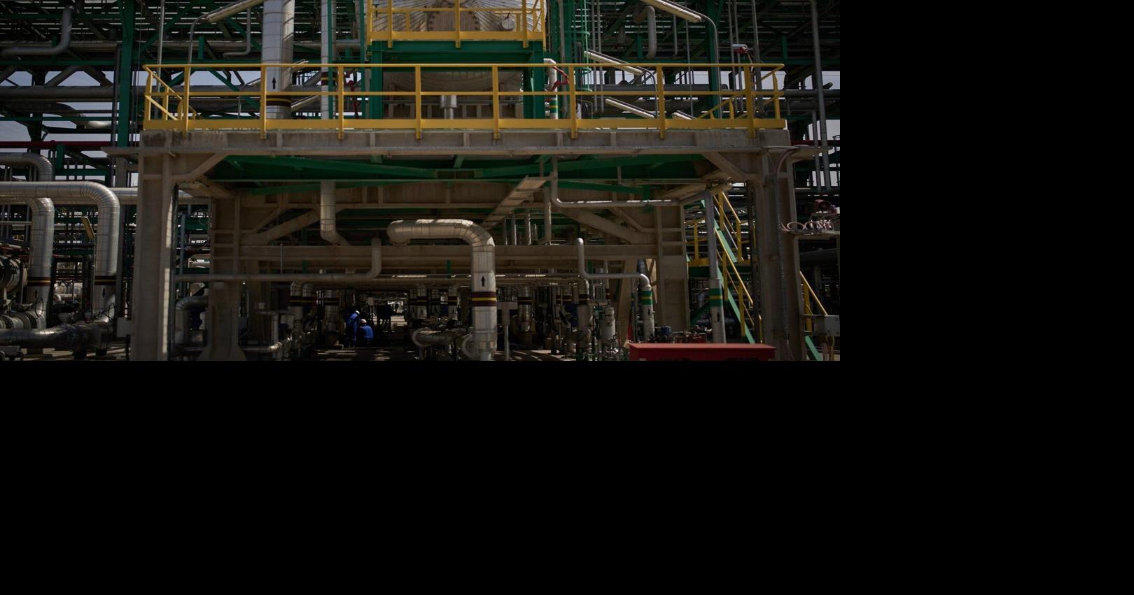 Iraq’s oil hub slows to a crawl as Strait of Hormuz shutdown strangles exports