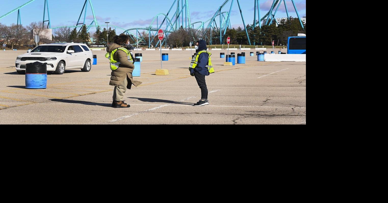 Kids 15 and under must have a chaperone at Canada's Wonderland, amusement park says