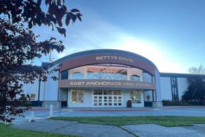 In Anchorage, crowded classrooms are straining kids and teachers