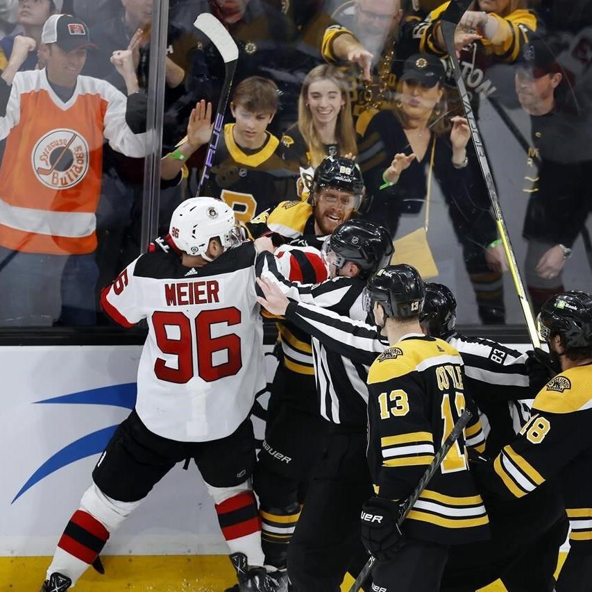 Bruins beat Devils 2-1, match NHL record with 62nd win – New York Daily News