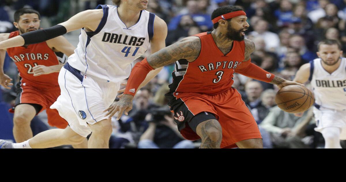 Raptors fall short against Mavs in Dallas