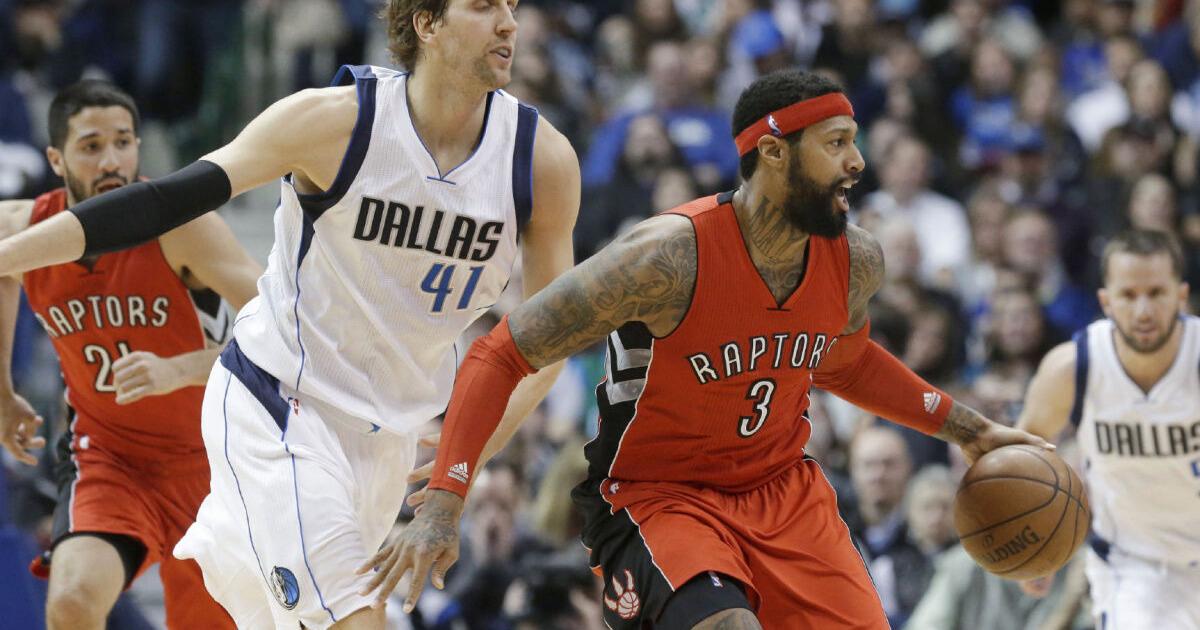 Dallas Raptors Raptors fall short against Mavs in Dallas