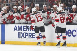 Halonen scores 1st NHL goal, Markstrom excels in Devils' 4-1 rebound victory over the LA Kings