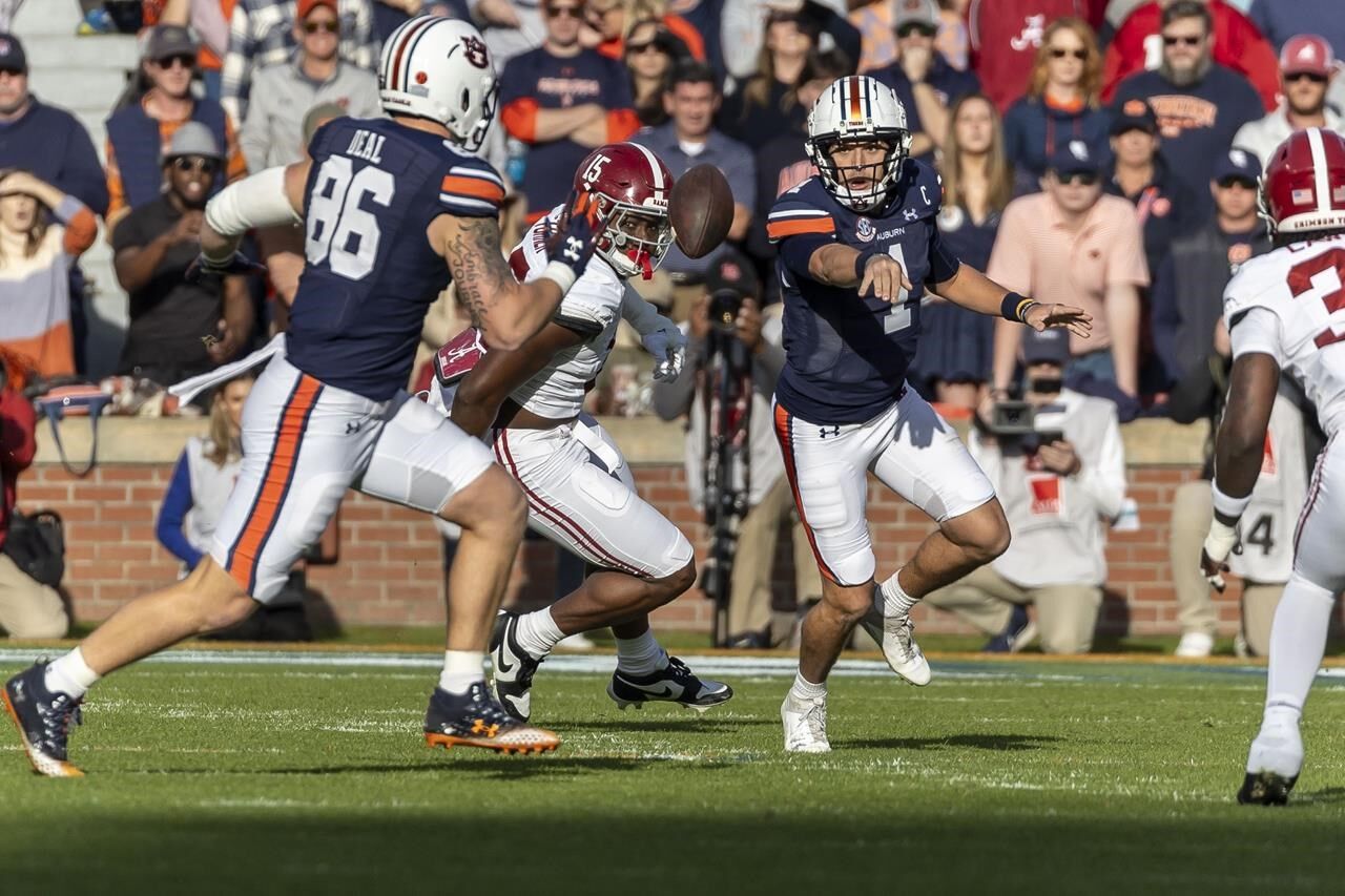 Jalen Milroe's TD Pass To Isaiah Bond On Fourth-and-31 Rescues No. 8 ...