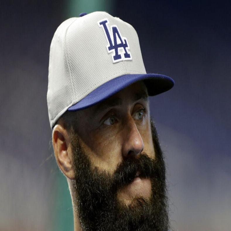 Giants Closer Brian Wilson Known for Beard and Quirkiness - The New York  Times