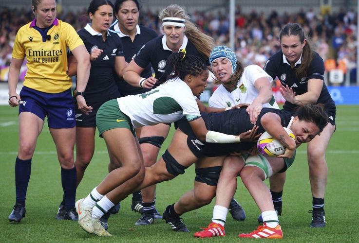 New Zealand beats first-timer South Africa to reach Women's Rugby World Cup semifinals