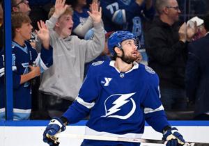 NHL scores: Lightning beat the Penguins 6-3 to move into 1st place in the Atlantic Division