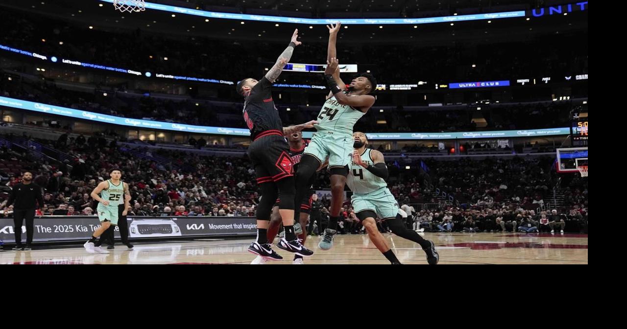 Dosunmu and Giddey lead the Bulls past the struggling Hornets 109-95