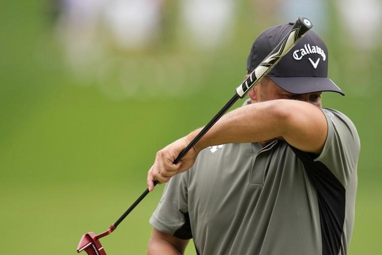 Schauffele battles back to make the cut at the PGA Championship, extends streak to 64 tournaments