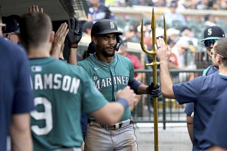 Arozarena homers, scores 4 times as Mariners rout Tigers 15-7