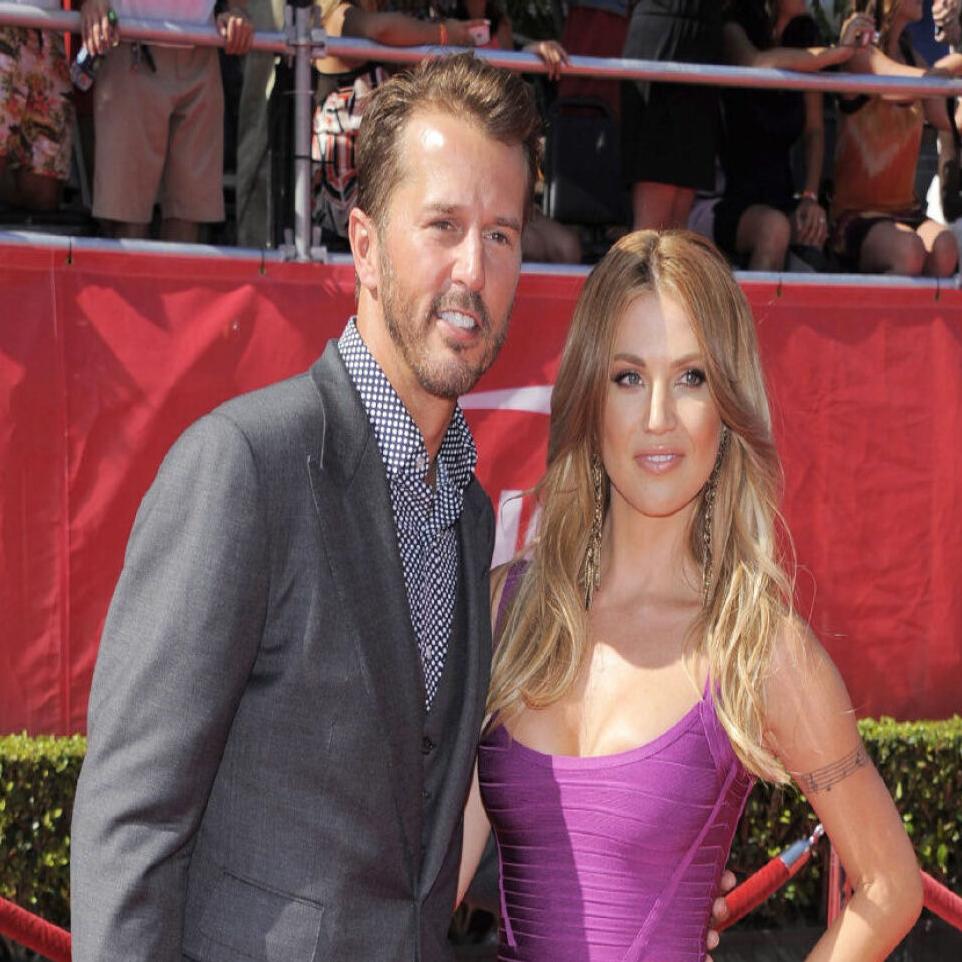 Former Dallas Stars' Center Mike Modano and Wife Willa Ford to Divorce, News, Scores, Highlights, Stats, and Rumors