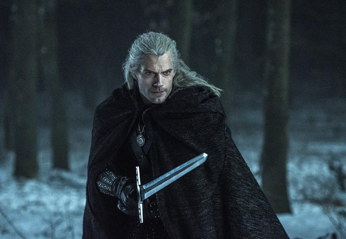 Why Henry Cavill Is Leaving The Witcher After Season 3 & Geralt Is Being  Recast As Liam Hemsworth