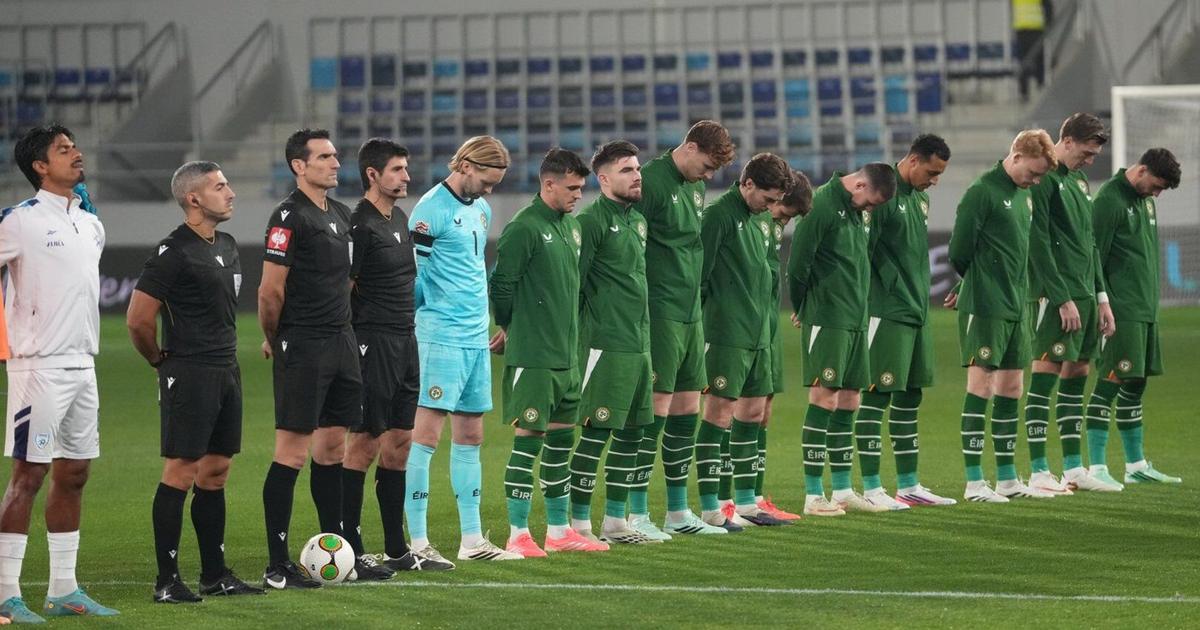 Ireland soccer players again wear black armbands and refuse handshakes with Israel team - Toronto Star