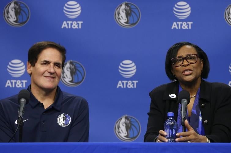 Dallas Mavericks enter partnership with Dallas Wings, sign jersey