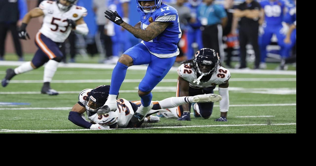 Lions extend win streak to 10 games, hold off Bears for 23-20 victory