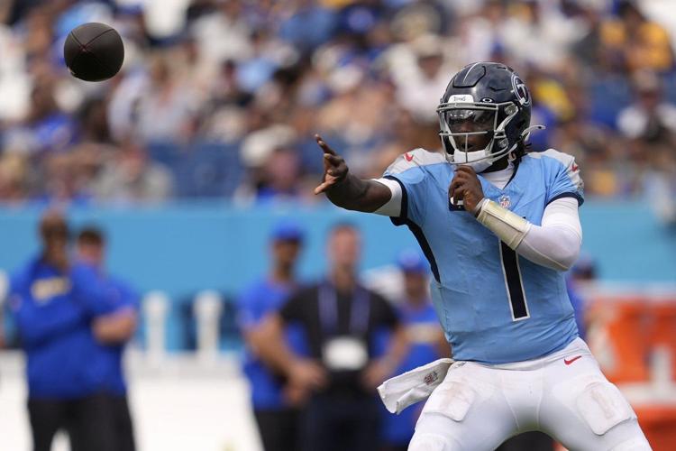 Titans' youth movement shows glimpses of promise but no wins in 0-2 start