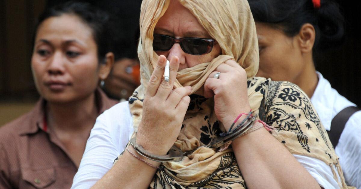 Grandmother to face firing squad for cocaine smuggling