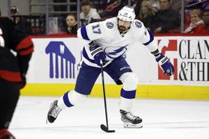 New Anaheim Ducks forward Alex Killorn is out 4-6 weeks with a broken finger