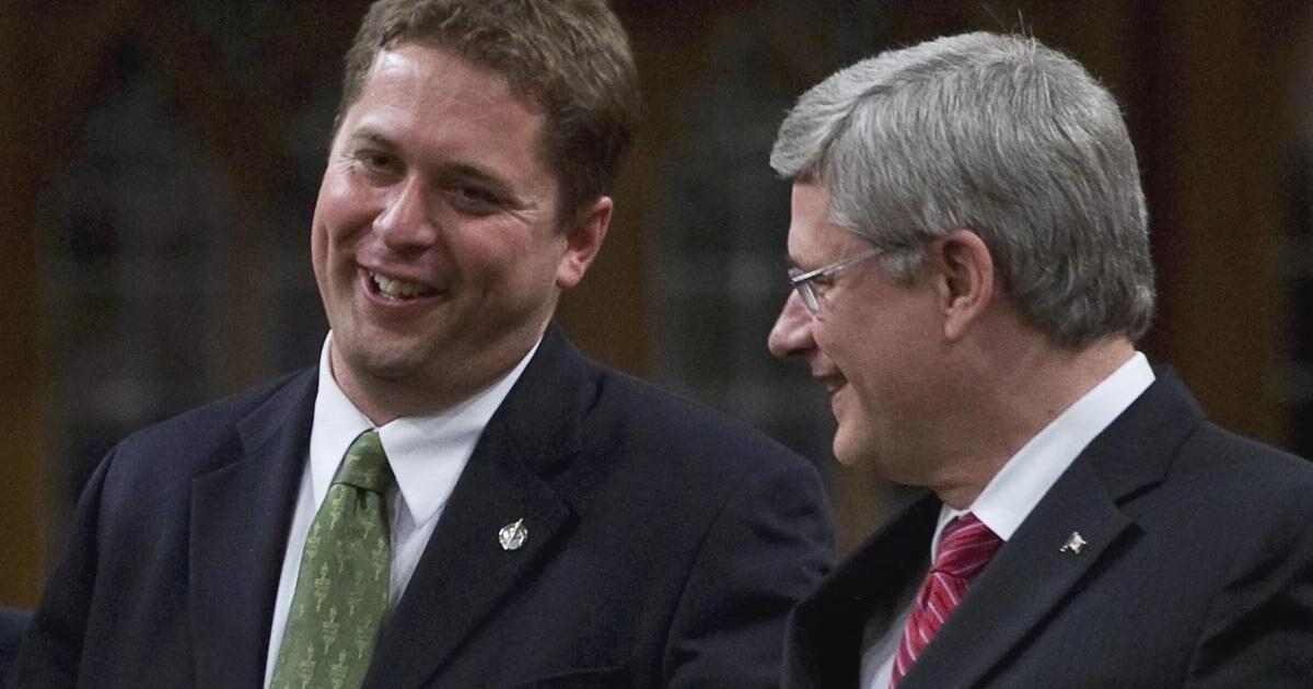 Stephen Harper urges calm among Conservatives after election loss