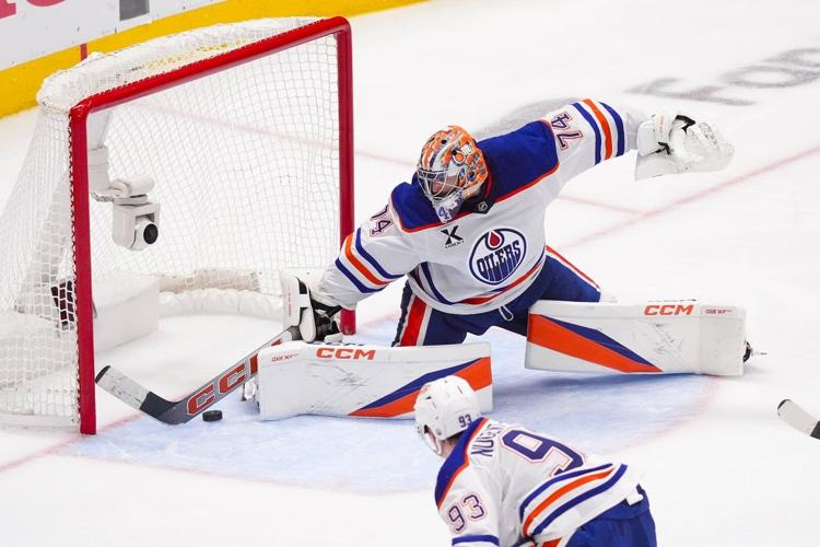 Oilers get even with 3-0 win over Stars in Game 2 of the West final
