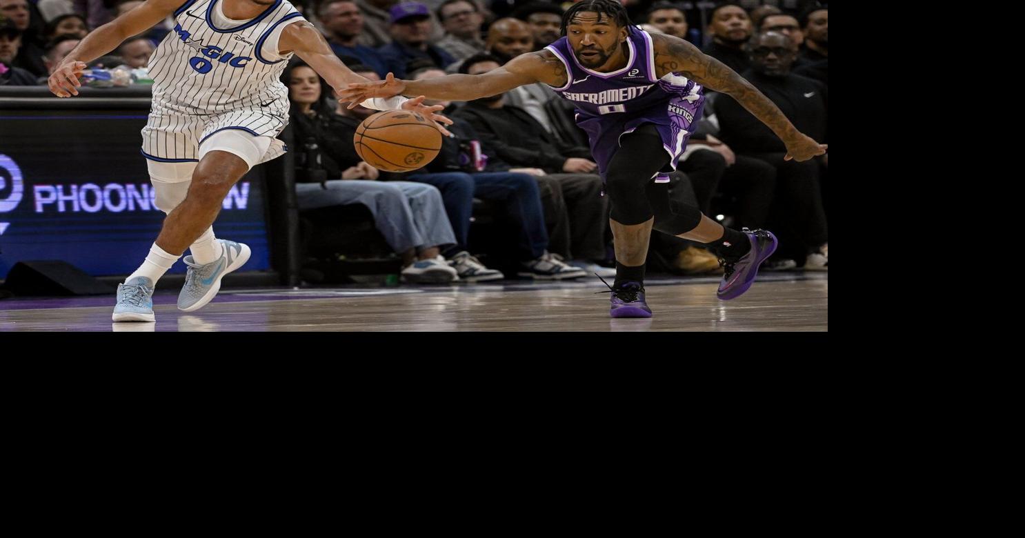 Magic use 3-point flurry to hand the Kings their franchise-record 15th straight loss