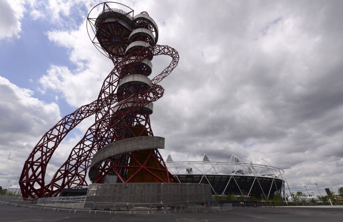 Eiffel or eyesore London s Orbit tower completed to jeers and cheers