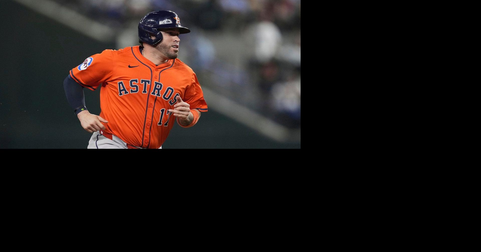 Catcher Victor Caratini and Twins agree to a $14 million, 2-year contract, AP source says