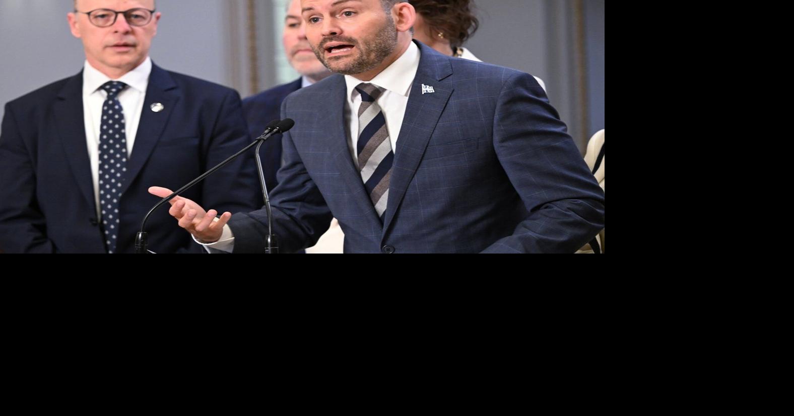 Quebec education minister wants to ban schoolchildren from wearing religious symbols