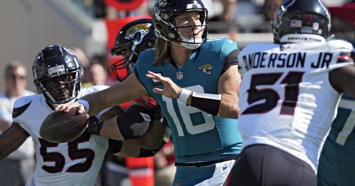 Jaguars place QB Trevor Lawrence on injured reserve following latest concussion