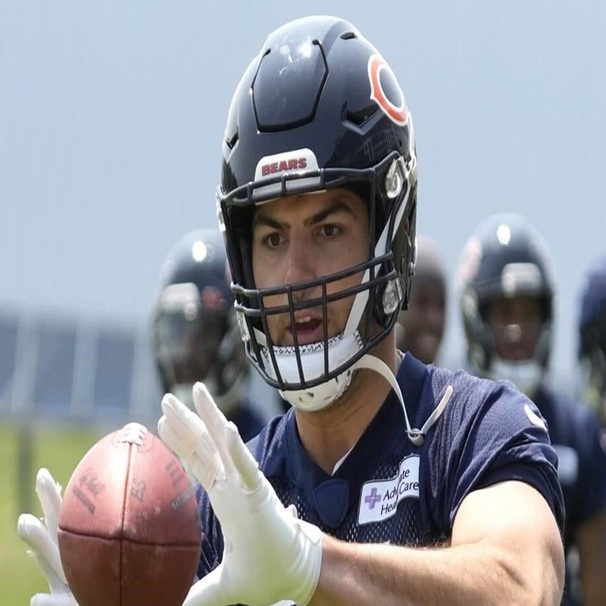 Chicago Bears, tight end Cole Kmet agree to $50 million contract extension