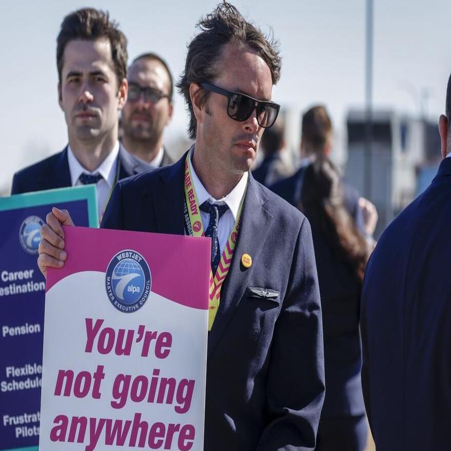 WestJet pilots prepare for strike with 'informational picket