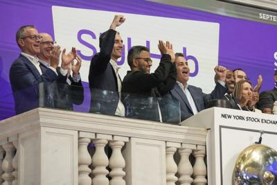 S&P/TSX composite up nearly 100 points, U.S. stock markets mixed