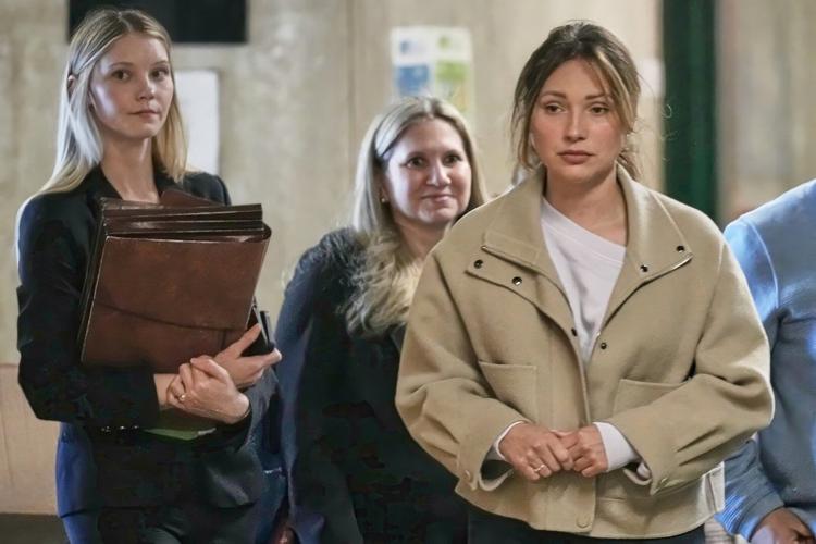 Jess Raper Rape accuser Jessica Mann testifies against Harvey Weinstein for a ...