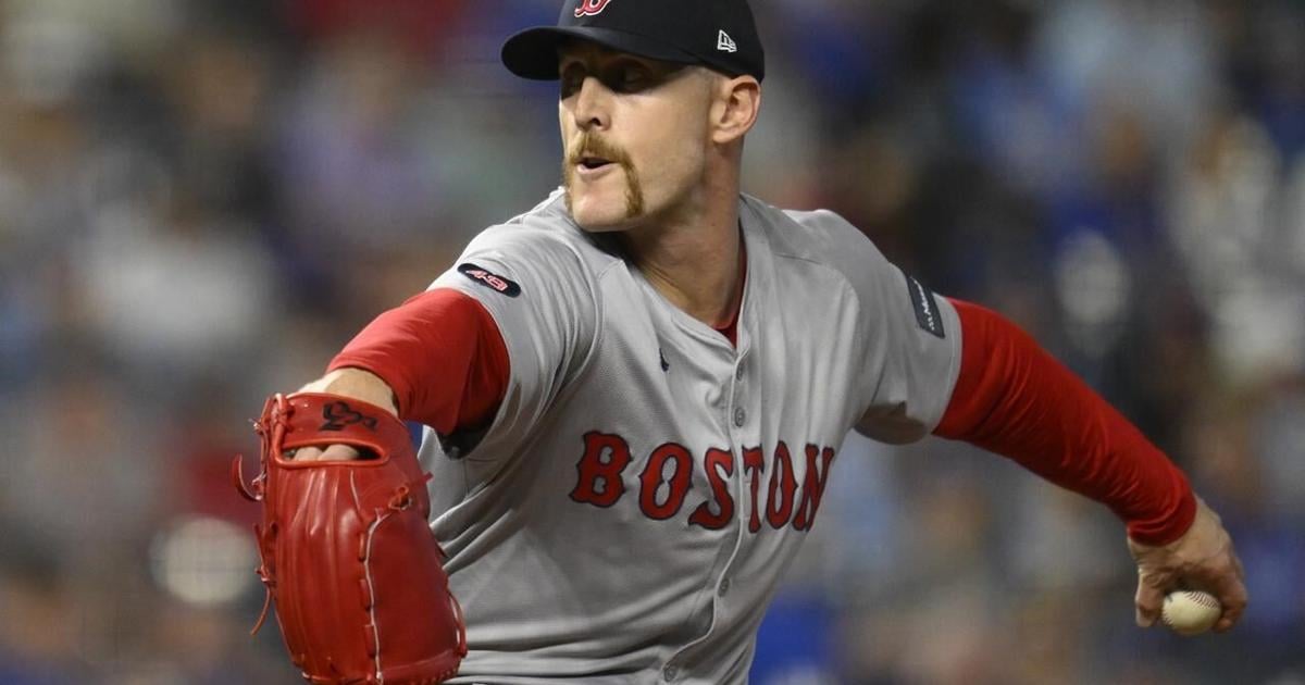 White Sox acquire reliever Cam Booser from Red Sox; Boston gets minor leaguer in return