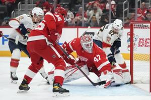 Bobrovsky gets shutout, Lorentz scores first goal for Florida in 2-0 win over Wings