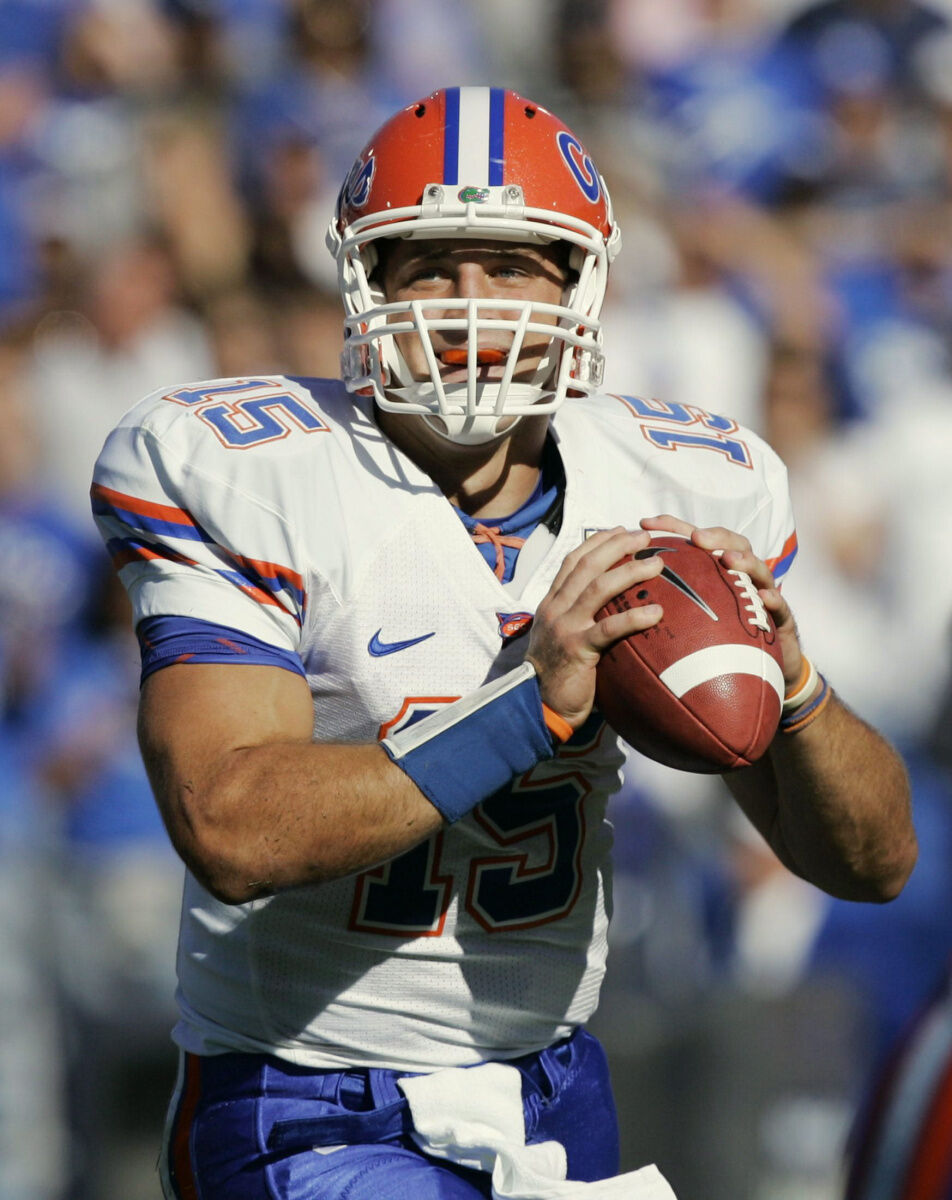 Tebow was with Hernandez at 2007 bar fight