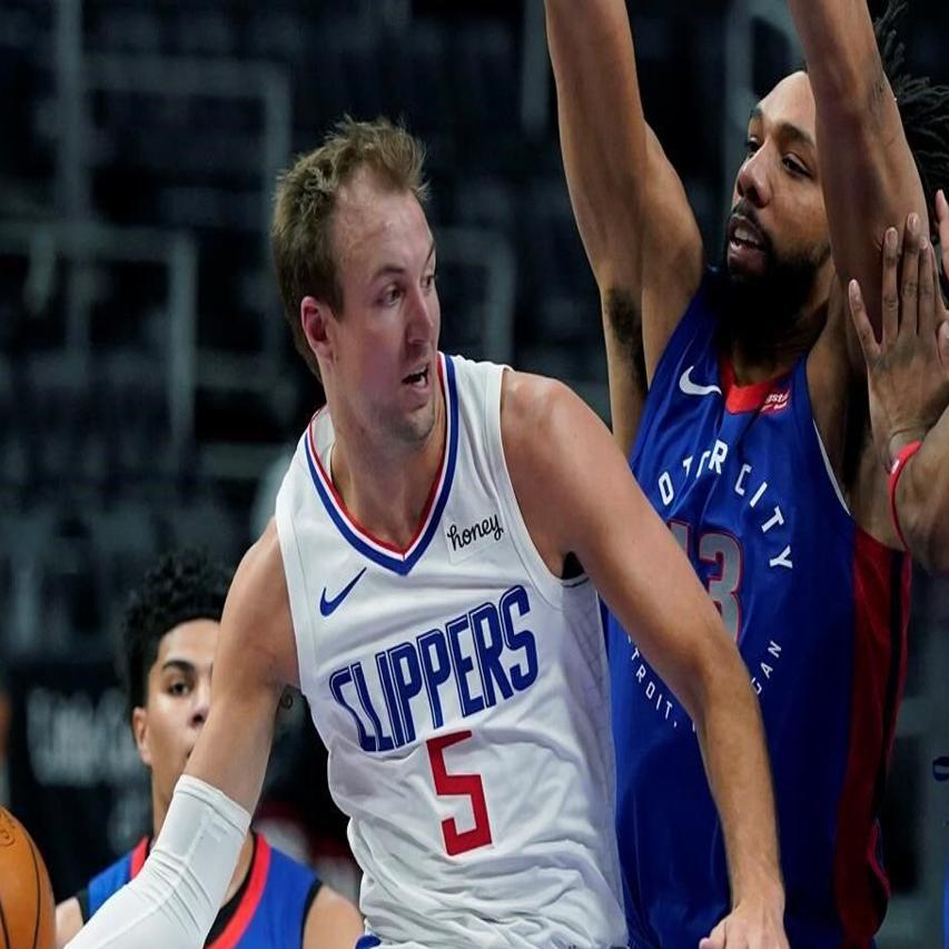 Ex-Detroit Pistons star Reggie Jackson scores 29; Clippers win, 100-98