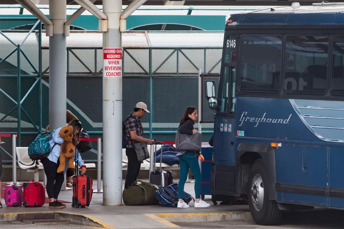 Greyhound bus baggage online