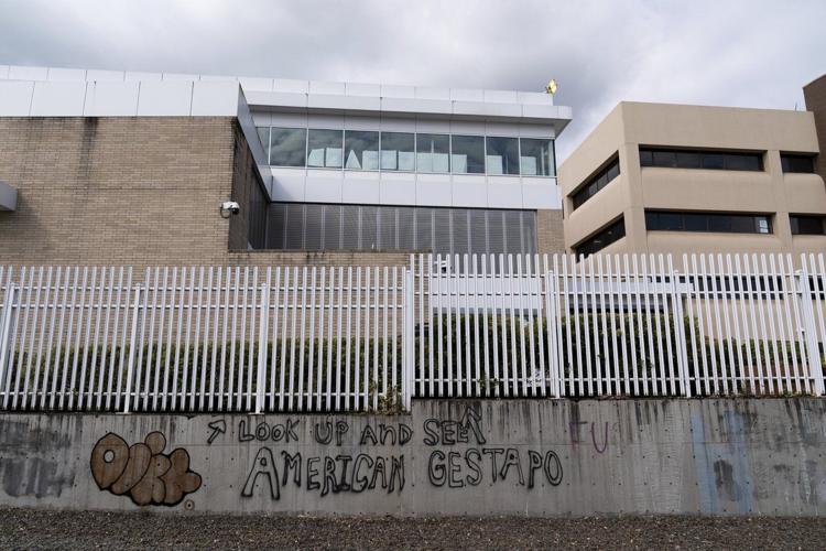 Portland to issue land use violation notice to ICE building over alleged detention violations