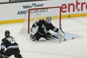 Utah signs goaltender Vejmelka to the latest extension among veteran players