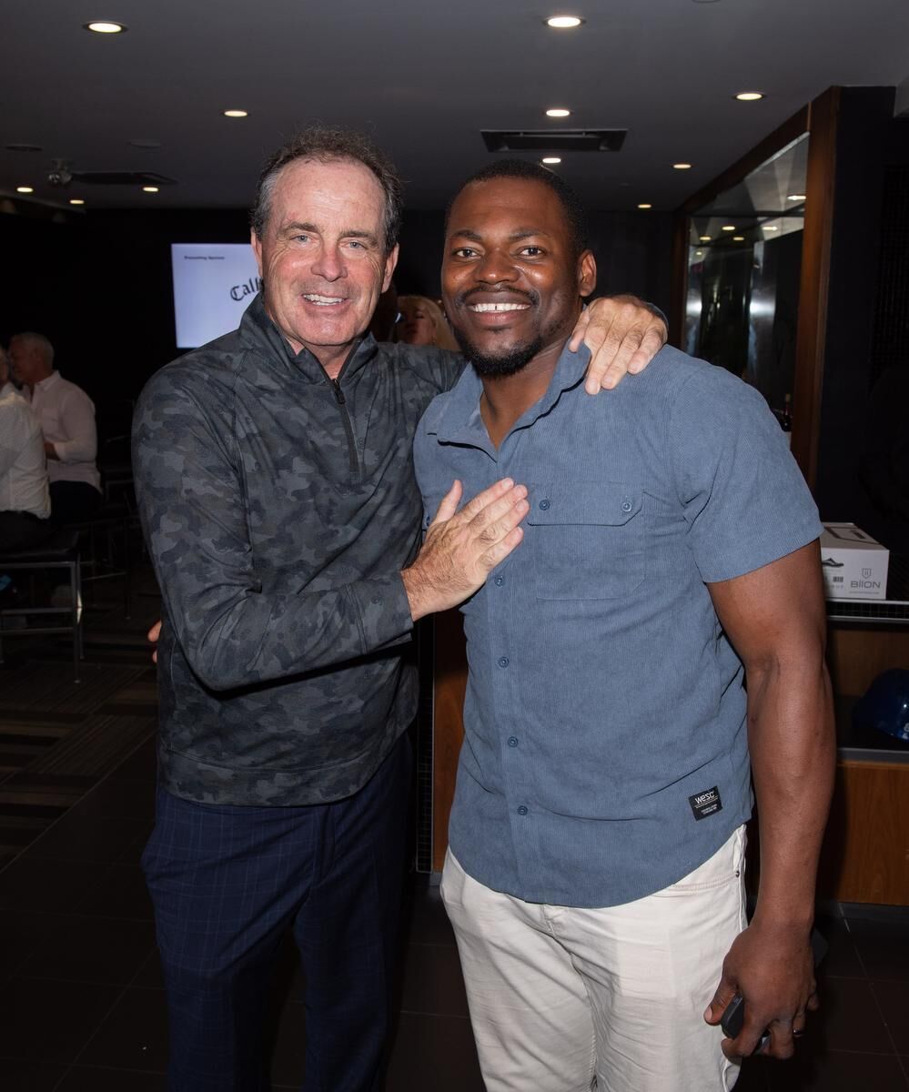 Blue Jays legend Joe Carter hosts golf tournament reception