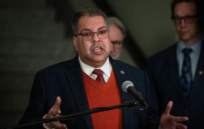 Opposition NDP leader Naheed Nenshi sworn in as member of Alberta legislature