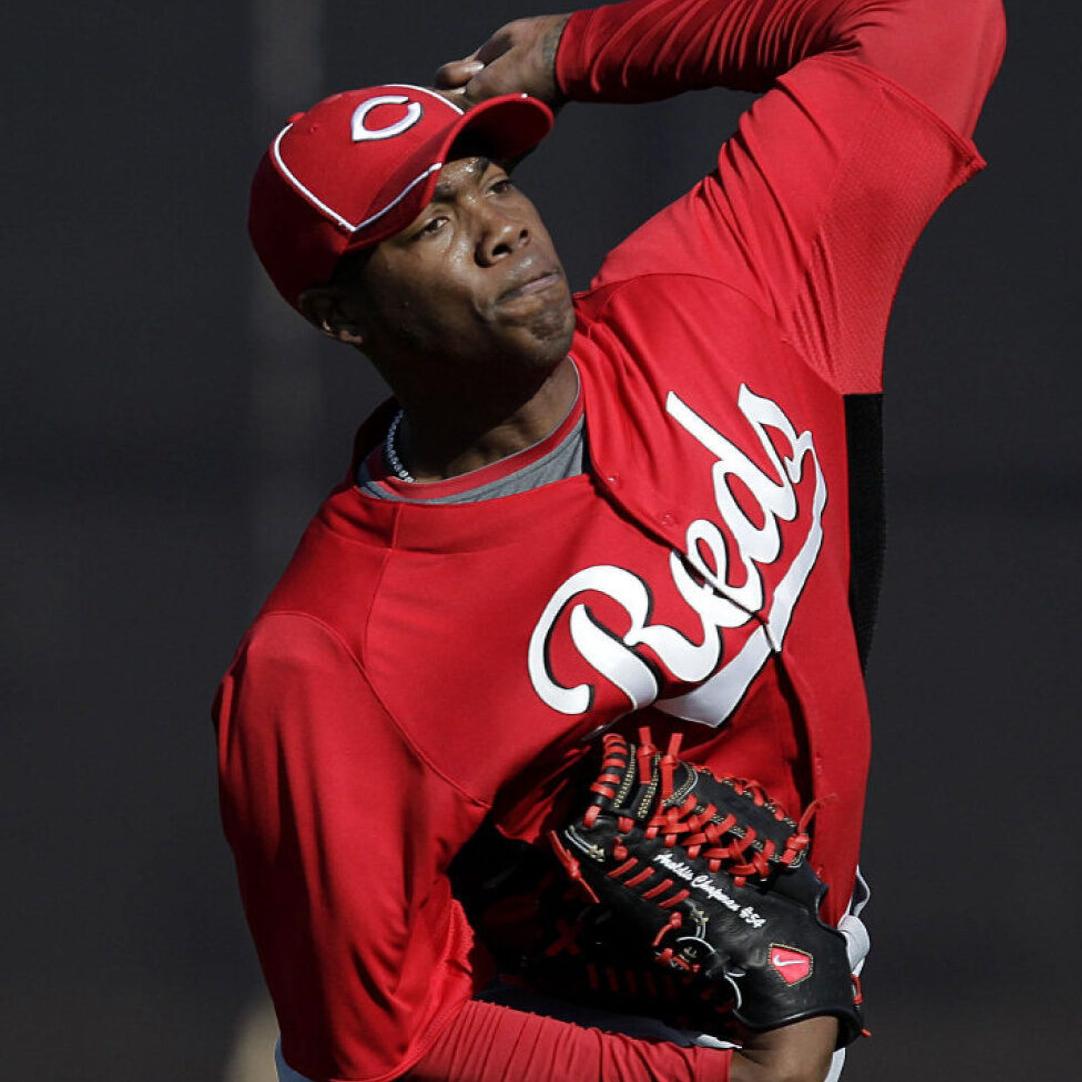 No more somersault celebrations, Aroldis Chapman told by Cincinnati Reds