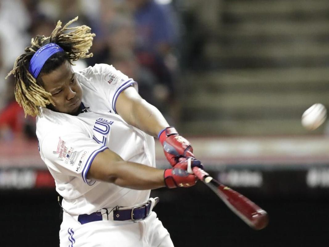 Jays' Vlad Guerrero Jr. wins MLB homer derby (just like dad)