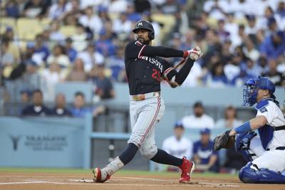 Twins place All-Star center fielder Byron Buxton on 10-day injured list with rib injury