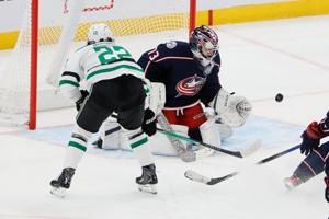 Jet Greaves makes 28 saves, Zach Werenski scores to lead Blue Jackets to 1-0 win over Stars