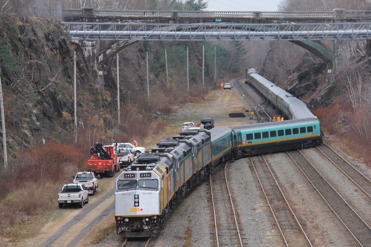 Halifax derailment cancels Montreal bound train affecting more