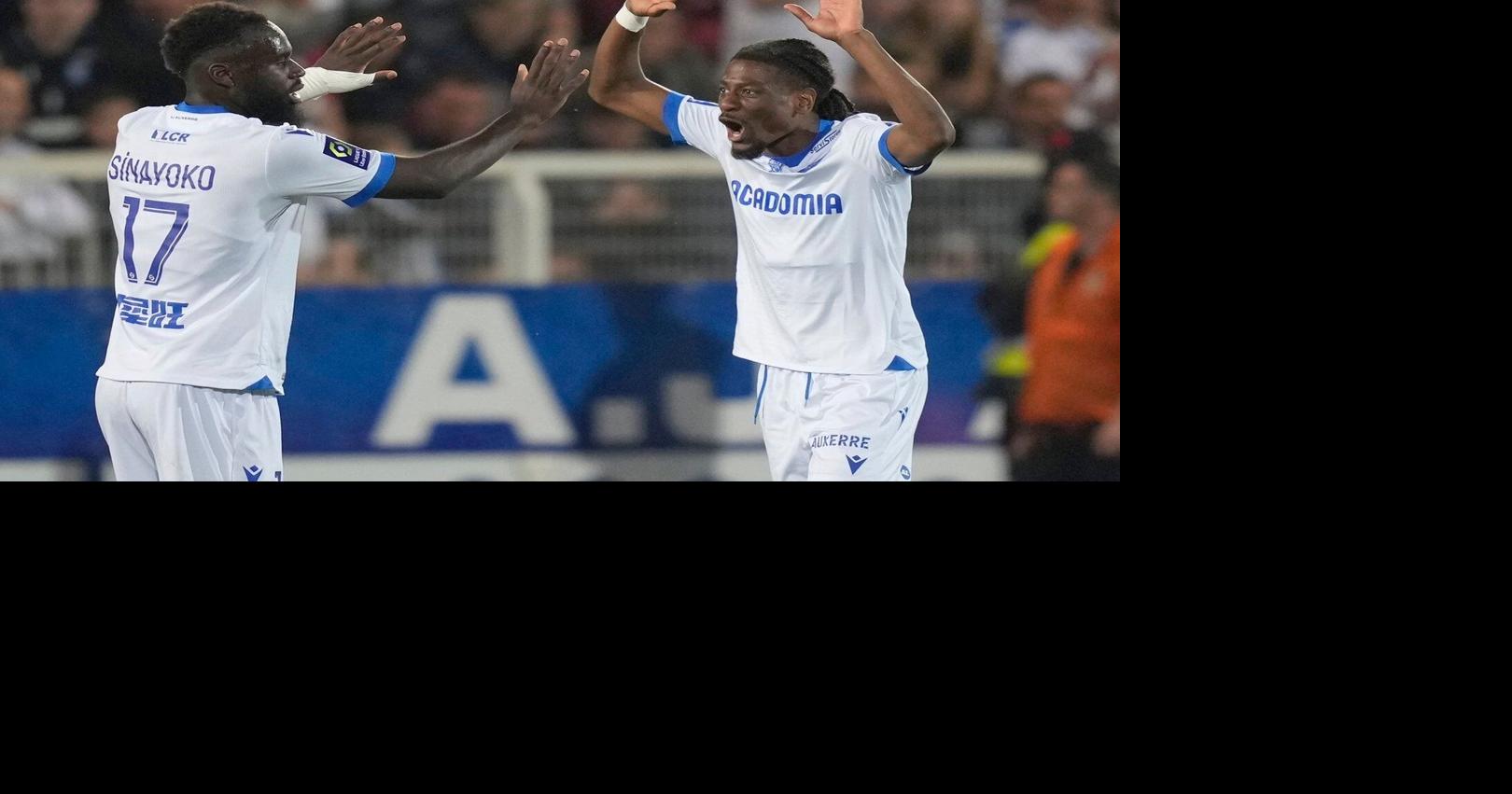 Big-spending Paris FC adds Mali forward Lassine Sinayoko to help fuel city rivalry with PSG